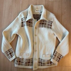 Vintage cream curling sweater - as is